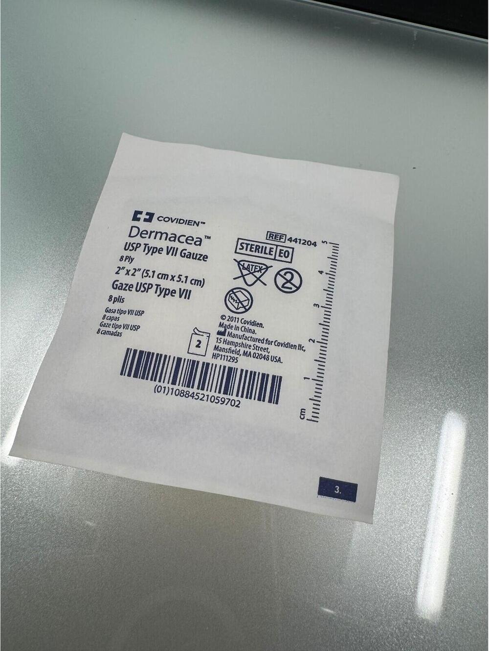 Covidien Dermacea Sterile Gauze Sponge 2x2 8 Ply USP Type VII Dressing 3 Piece